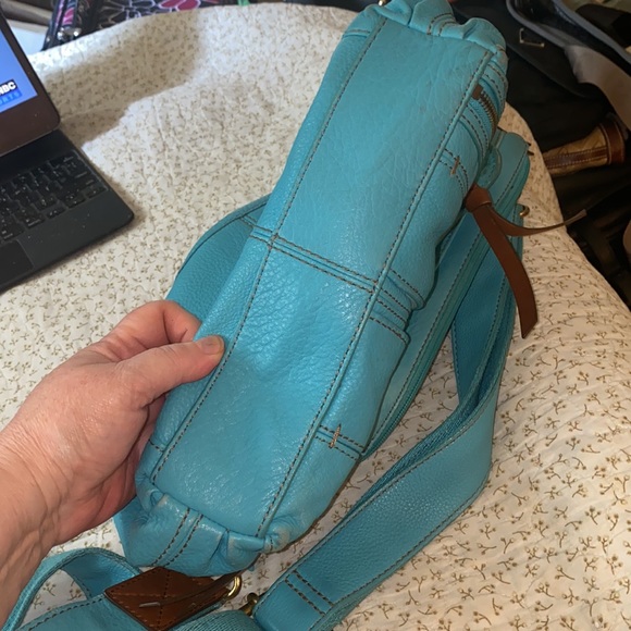 FOSSIL Teal Turquoise Blue Leather Crossbody/Messenger handbag (A) - Picture 10 of 10